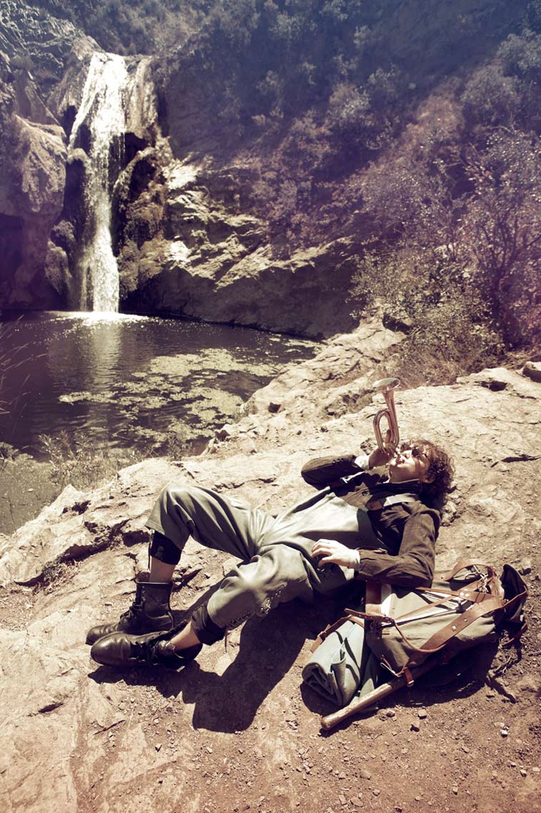 KurtIswarienko-AntonYelchin-4C4C8894RTFw