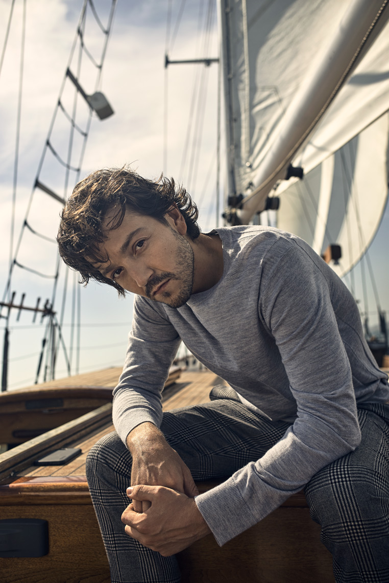KurtIswarienko-DiegoLuna-Shot_07_1324RTF