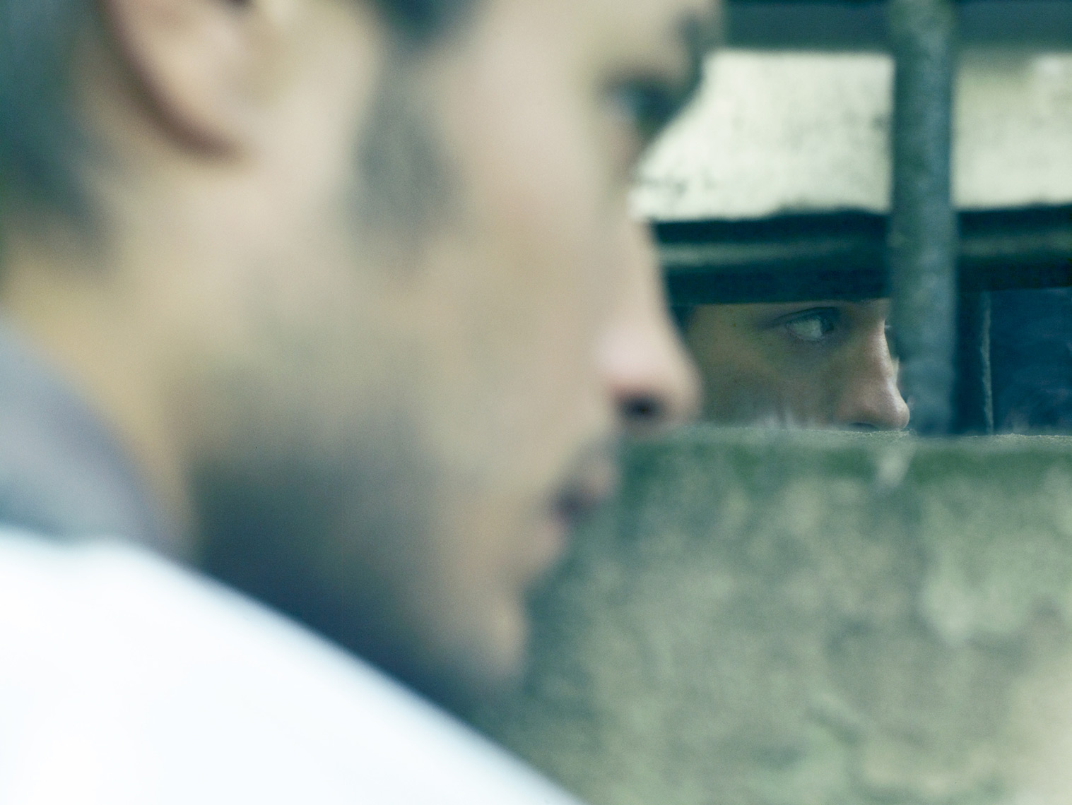 KurtIswarienko-GaelGarciaBernal-010089RTFclmw