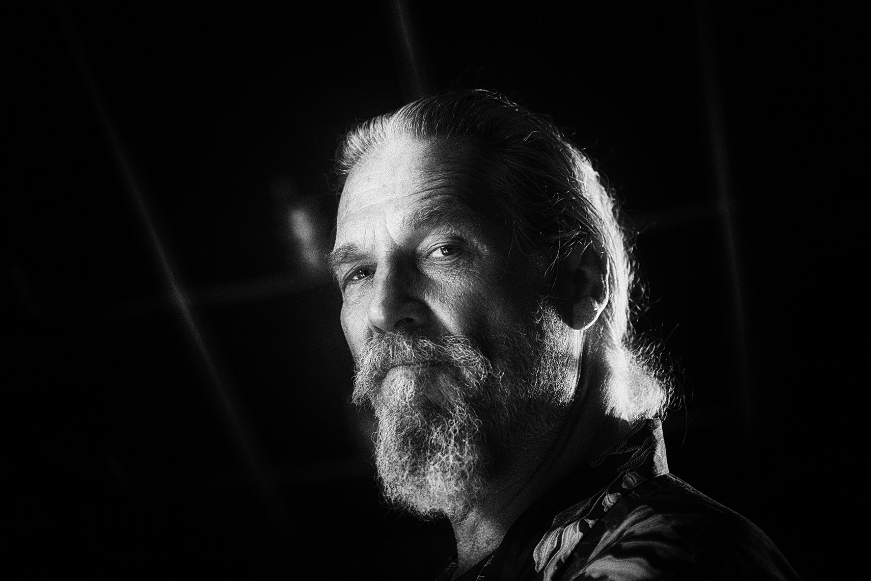 KurtIswarienko-JeffBridges-59A3890BWRTclmw