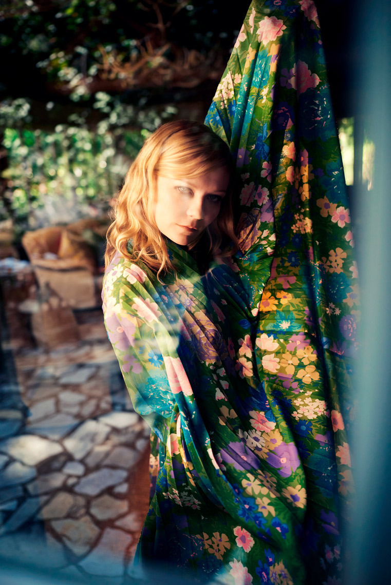 KurtIswarienko-KirstenDunst-SHOT_06_0604_v2RTF