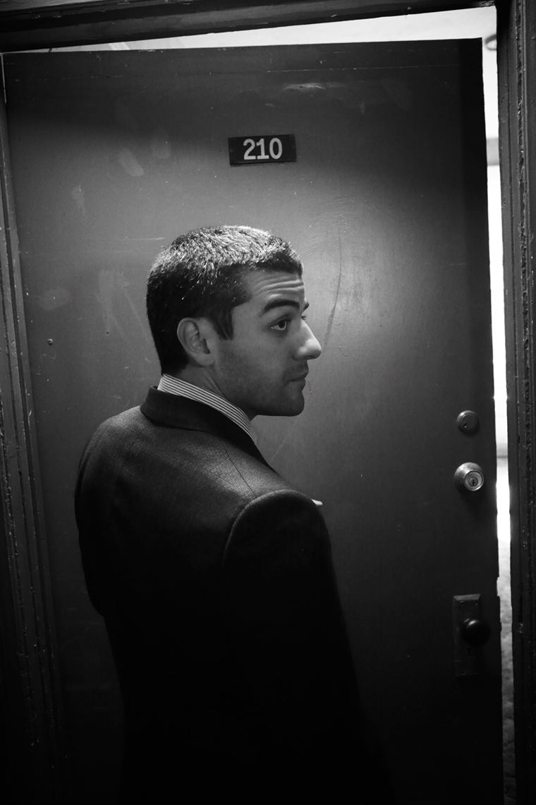 KurtIswarienko-OscarIsaacs-025w