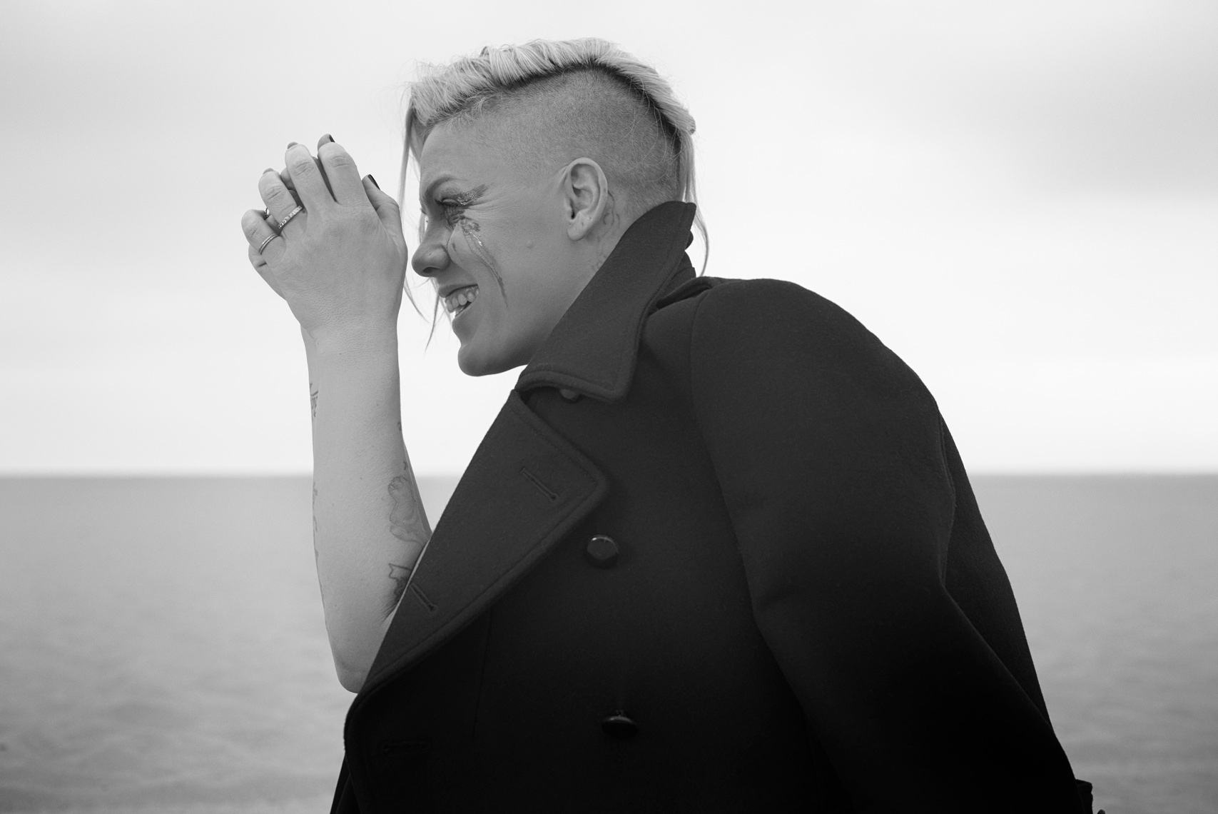 KurtIswarienko-Pink-Shot_01_BW_199RTF